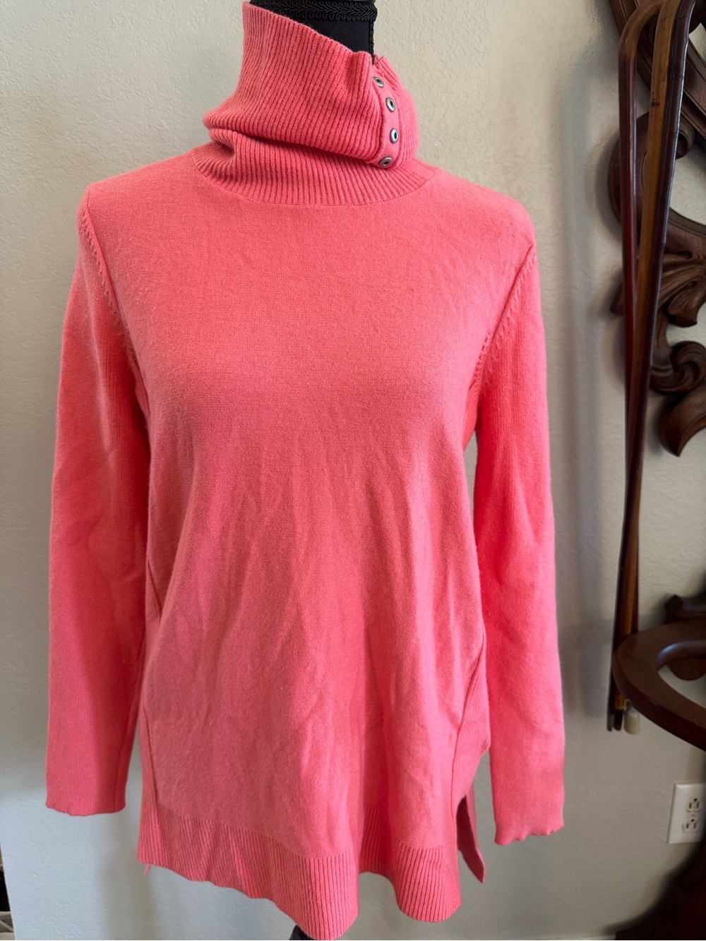NWT Calvin Klein Coral Snap-Button Turtleneck Sweater medium